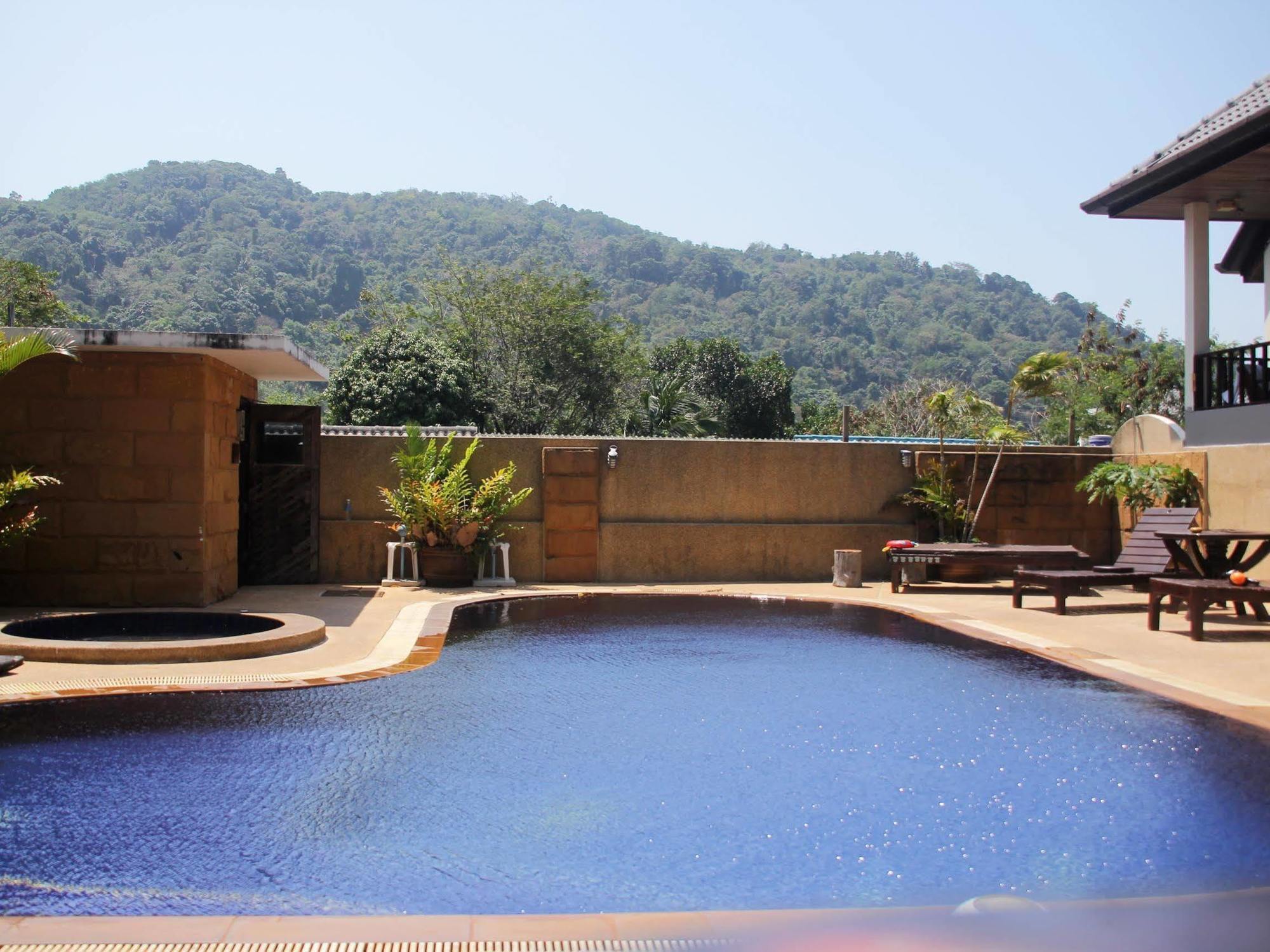 Kata Bella Resort Exterior photo
